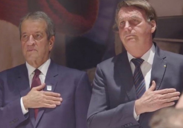 Defesa de Bolsonaro pede autorização do STF para visitas de Valdemar e parlamentares na Papudinha