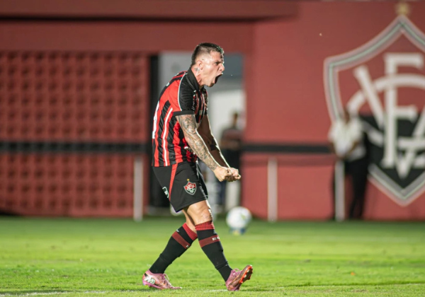 Vitória estreia com 2x0 sobre o Remo no Campeonato Brasileiro