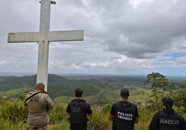 MP descobre cemitério clandestino usado por facções no extremo sul da Bahia