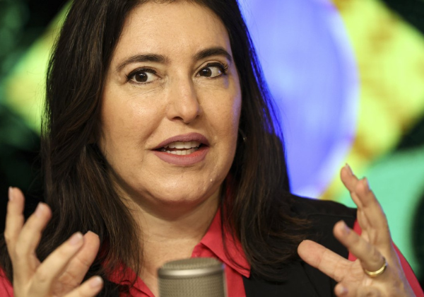 Tebet diz que deve sair do governo Lula para disputar candidatura ao Senado em 2026