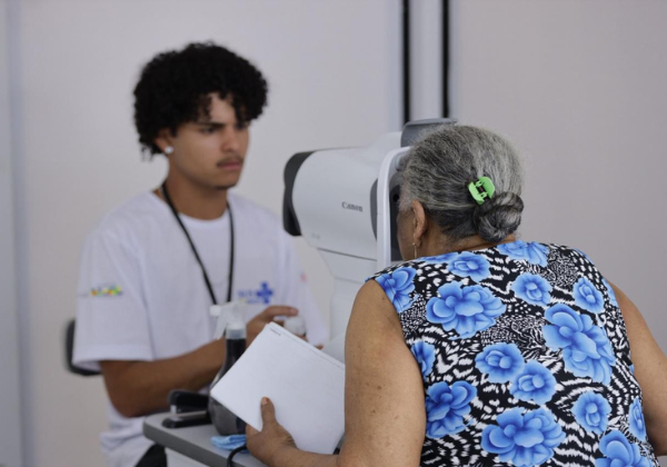 Quatro cidades baianas passam a contar com carretas de saúde do programa 'Agora Tem Especialistas'