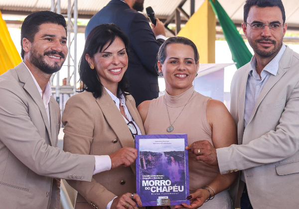 Morro do Chapéu lança livro didático sobre história e geografia do município