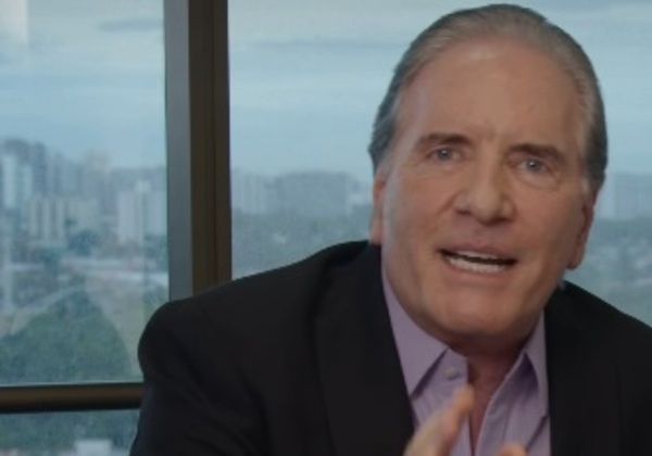 Roberto Justus diz ter acionado Justiça para descobrir que Banco Master participava de sua empresa