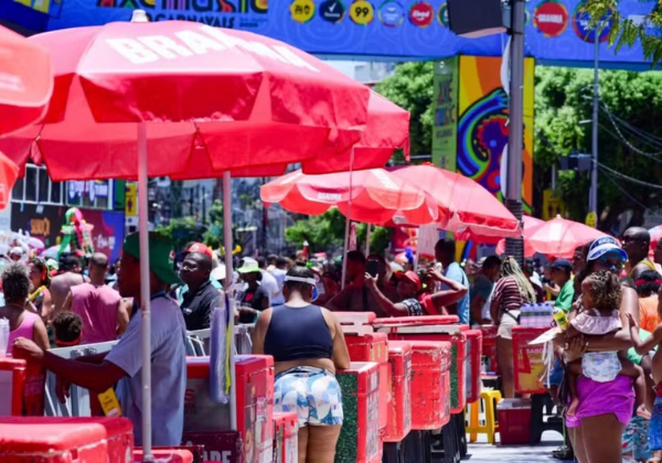 Entrega dos kits para ambulantes credenciados em Salvador começa nesta quarta-feira (4)