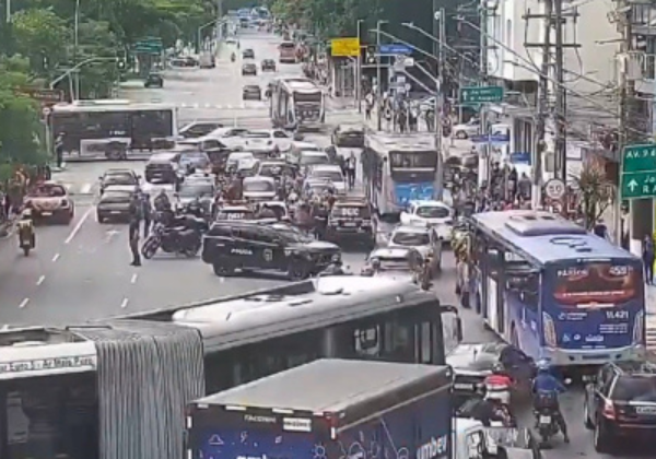 Perseguição policial do Morumbi à Faria Lima deixa 4 baleados e um morto