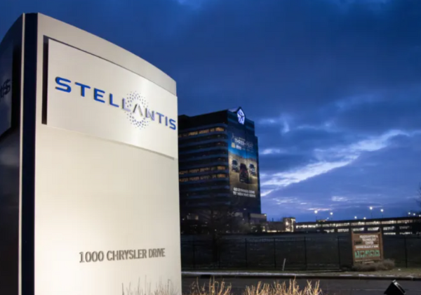 Stellantis recorre ao TST após ser condenada ao pagamento de horas extras a operador