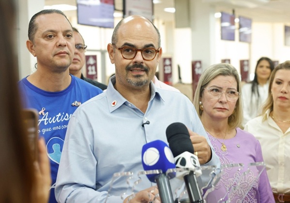 Vice-governador de MG critica decisão da Justiça e diz abrirá colégios cívicos-militares; assista