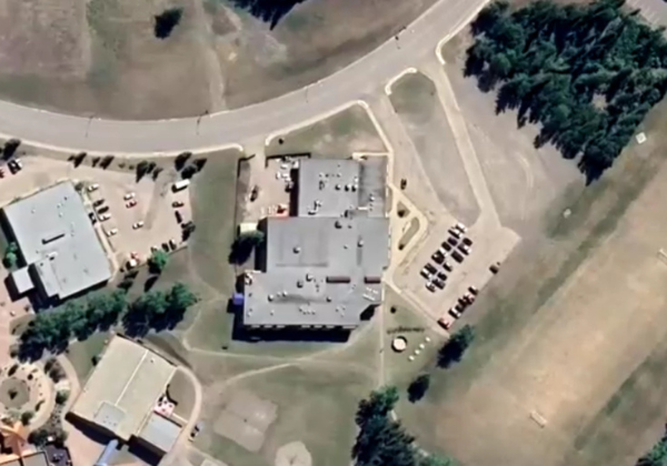 Ataque a tiros em escola no Canadá deixa dez mortos