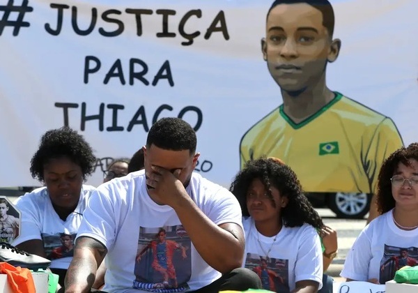 Justiça do Rio absolve PMs acusados de matar jovem na Cidade de Deus