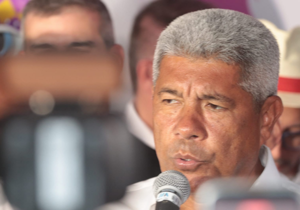 Jerônimo diz aguardar com expectativa vinda de Lula ao Carnaval, confirma viagem com o presidente e evita falar sobre Coronel