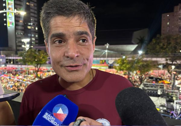 ACM Neto cumprimenta Jerônimo e minimiza rivalidade: ‘O tratamento pessoal é diferente’