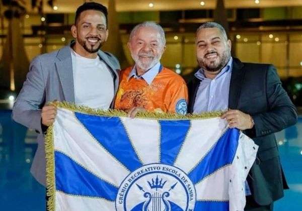 Lula barra ida de ministros a desfile de Carnaval em sua homenagem no RJ