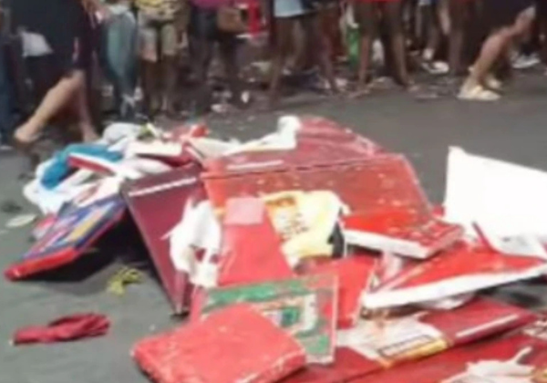 Passagem de trio de Pedro Sampaio destrói isopores de ambulantes em circuito de Salvador