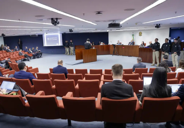 Moraes vota por rejeitar recurso de réus do Núcleo 3 da trama golpista