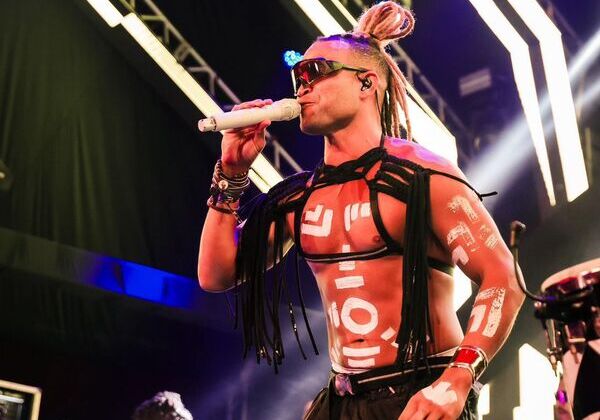 Atores globais marcam presença no Camarote Club neste sábado (14) de Carnaval