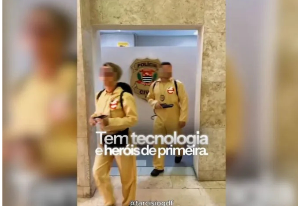 Tarcísio de Freitas divulga música que exalta ação da polícia durante o Carnaval