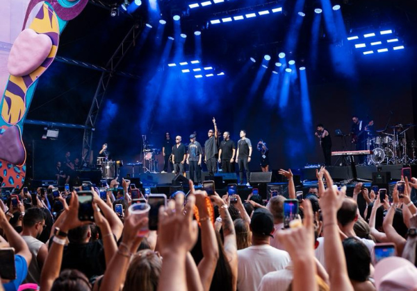 Sorriso Maroto e Ferrugem agitam segunda-feira do CarnaRyld