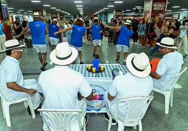Pesquisa aponta que 45% dos turistas ficam 7 dias ou mais em Salvador no período do Carnaval