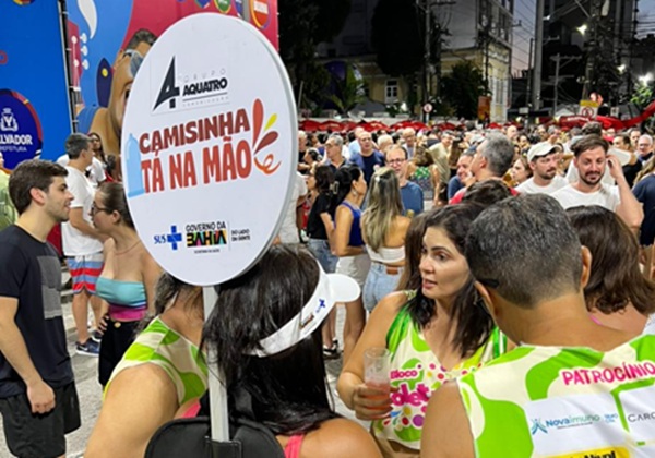 Ação 'Camisinha Tá na Mão' encerra 7ª edição com distribuição de 1 milhão de preservativos no Carnaval de Salvador
