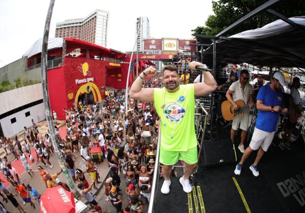 Danniel Vieira transforma Arrastão da Quarta-feira de Cinzas em ritual de passagem para o São João