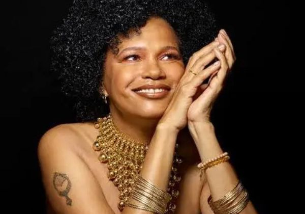 Teresa Cristina nega caráter eleitoral em samba que homenageou Lula no Carnaval do Rio 