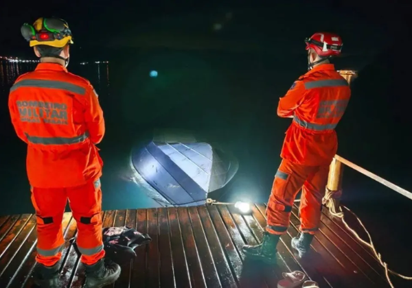 Batida de lancha contra píer deixa seis mortos na divisa entre SP e MG