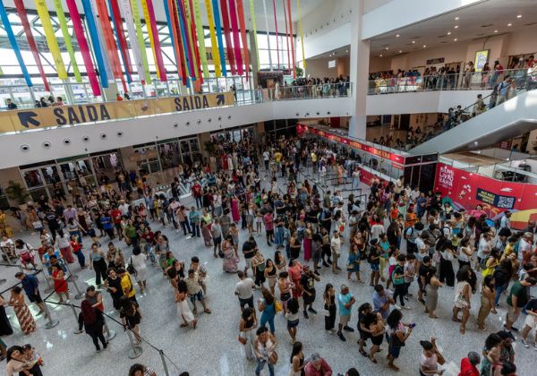 Bienal do Livro Bahia inicia venda de ingressos