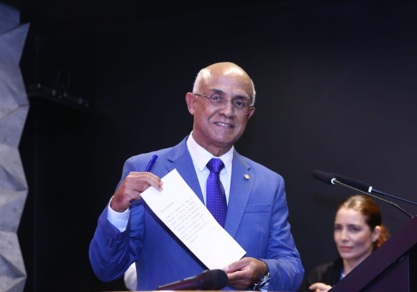 Conselheiro do TCE-BA assume Instituto Rui Barbosa e defende controle público com foco em justiça