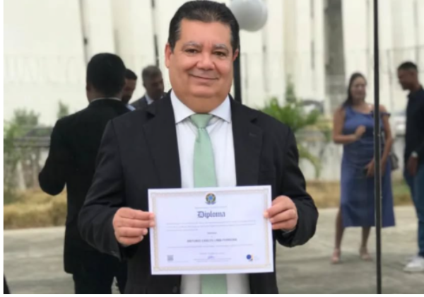 Vereador de cidade do nordeste baiano morre após passar mal depois de treino em academia