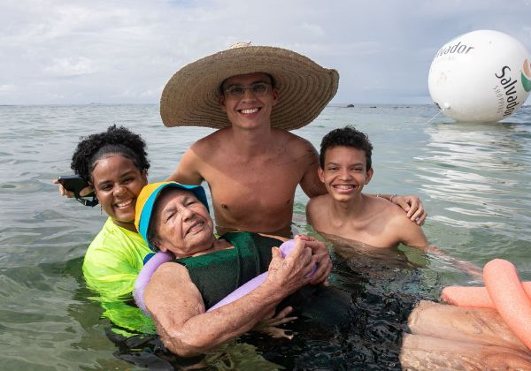 Ondina recebe banho de mar assistido para pessoas com deficiência neste fim de semana