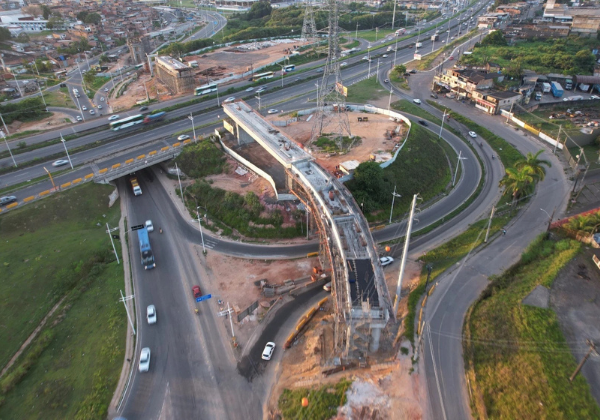 Trecho da Estrada do Derba será interditado para obras do VLT em Salvador