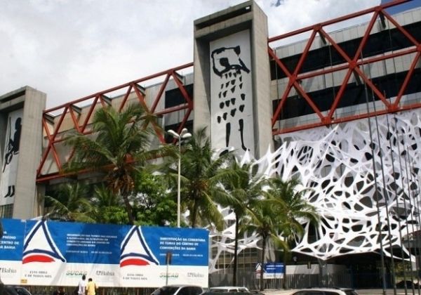 Após tentativas frustradas, governo abre novo leilão para venda do antigo Centro de Convenções