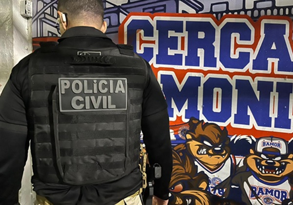 Operação Bandeira Branca prende sete investigados por ataque de torcida organizada em Salvador