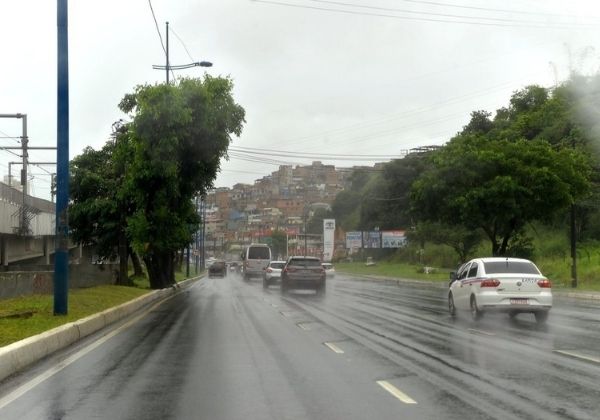Salvador deve ter tempo chuvoso até o fim da semana; veja previsão