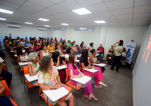 Prefeitura oferece 395 vagas exclusivas para mulheres em Salvador