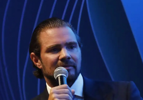 Justiça mantém prisão de Vorcaro e determina transferência para presídio