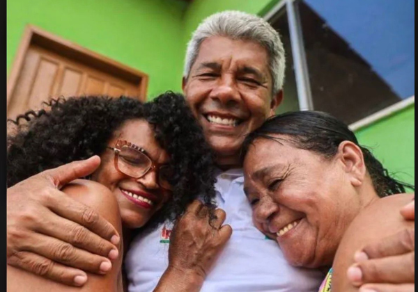 Dia Internacional da Mulher: Jerônimo Rodrigues destaca papel e valorização feminina em artigo