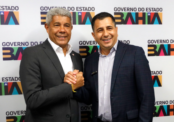 Jerônimo anuncia novos investimentos e entrega equipamentos para Santa Luzia