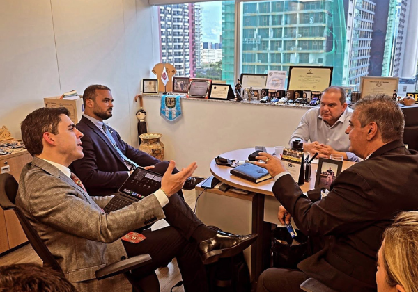 Deputado cobra soluções para CACs em reunião com Polícia Federal