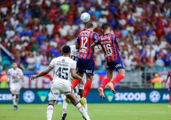 Bahia e Vitória empatam em clássico pelo Brasileirão na Fonte Nova