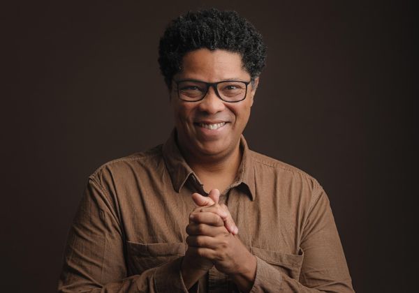 Elísio Lopes Jr. é destaque em Festival de Literatura na capital baiana