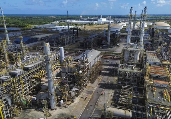 Petrobras reajusta preço do diesel em R$ 0,38 por litro