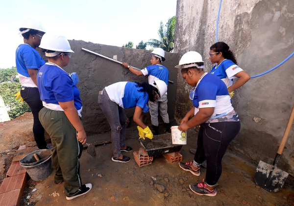 Mulheres lideram geração de emprego e renda em Salvador