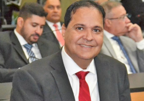 Prefeito de Bom Jesus da Lapa diz que apoiará Rui para o Senado, mas deixa segundo voto em aberto