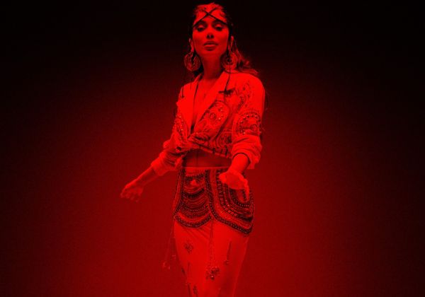 Anitta apresenta 'Pinterest' em espanhol em nova participação no a Colors Show