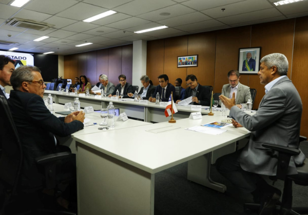 Governo da Bahia discute ampliação da mineração e reforça nova parceria com empresa canadense