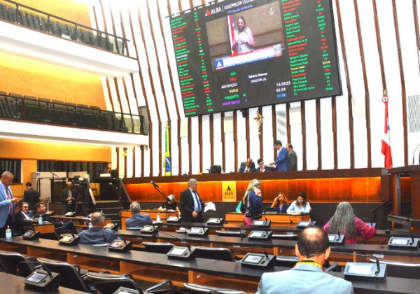 Alba aprova reestruturação do Judiciário e criação de novas unidades e cargos comissionados