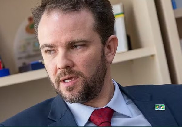 Lula anuncia Dario Durigan como substituto de Haddad no Ministério da Fazenda