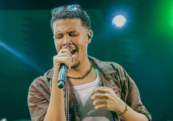 Pedro Gabriel e João Gomes abrem pré-temporada junina com show em Salvador