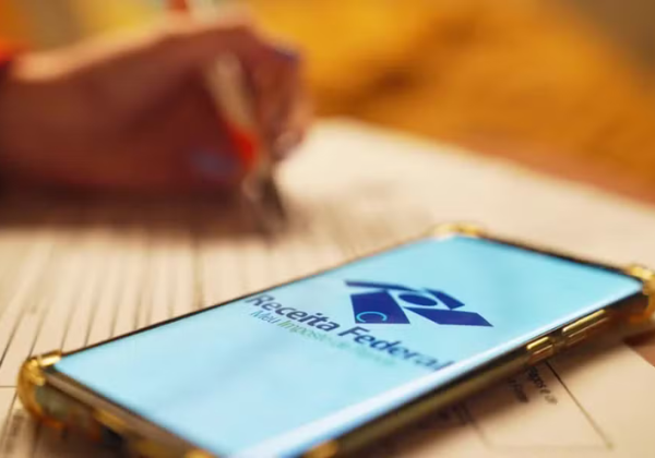 Universidade oferece ajuda gratuita para declaração do Imposto de Renda em Feira de Santana